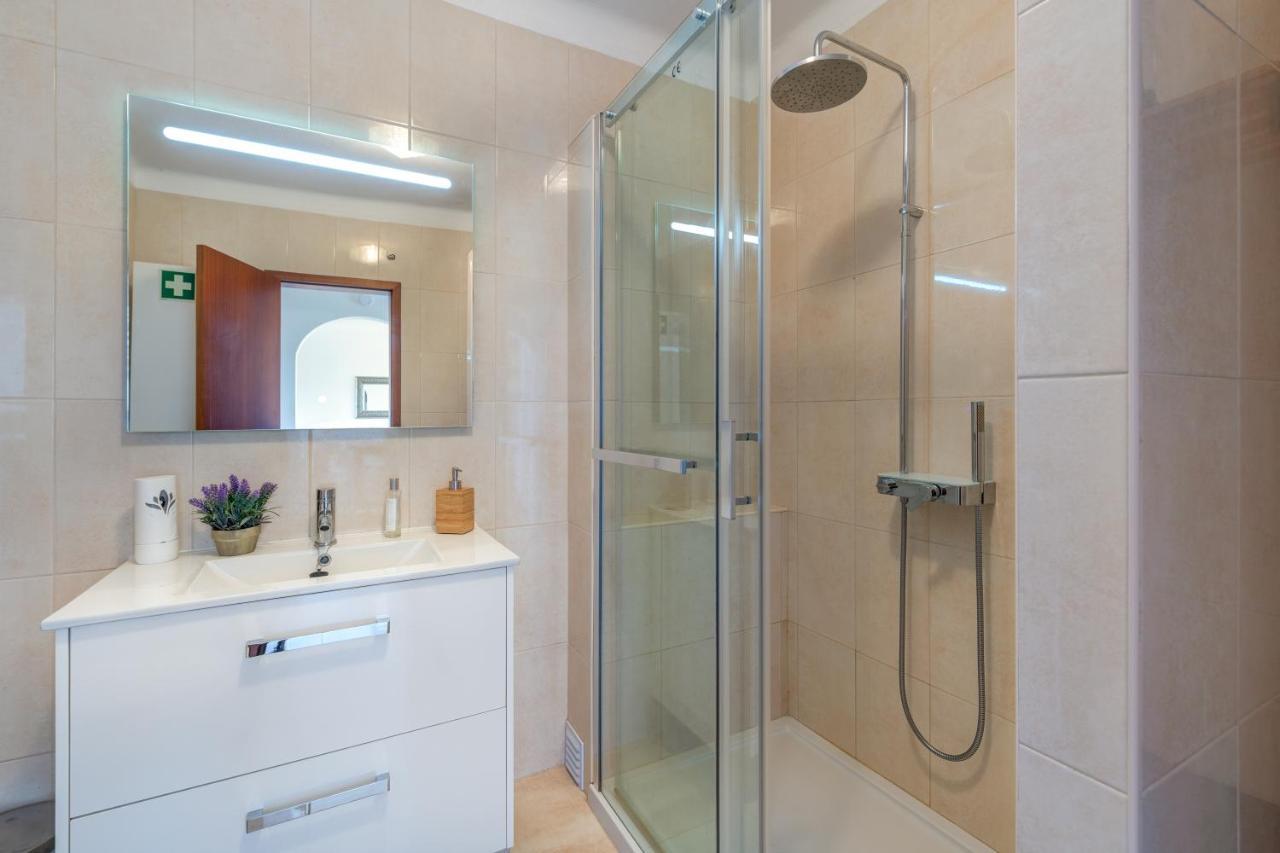 Algarsun - Idealy Situated Holiday Apartment With All Modern Comfort Albufeira Luaran gambar